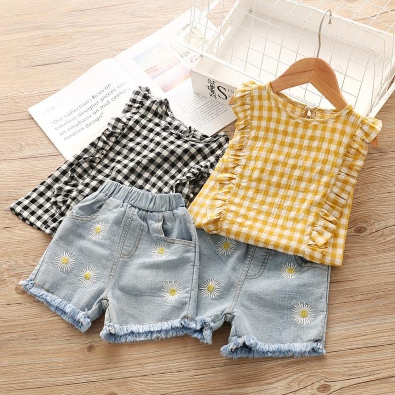 Conjunto Shorts Jeans + Blusa Xadrez - Tamanhos de 1 a 6 anos